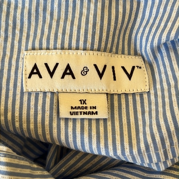 Blouse. Size 1X - Picture 13 of 15